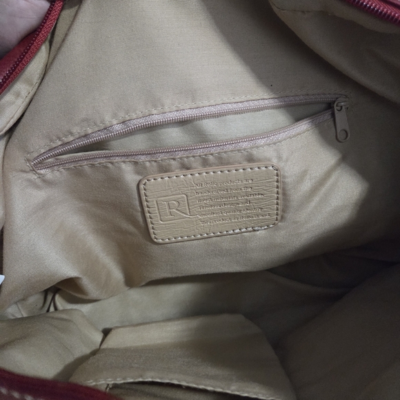 Relic Red and Tan Shoulder Bag - Picture 5 of 5